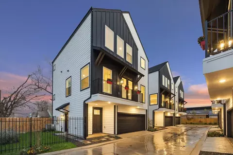 719 Thornton Rd #A, Houston, TX 77018
