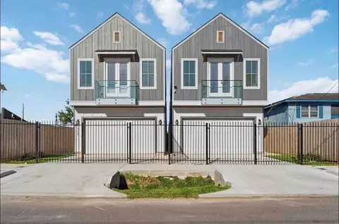 7805 Dyer St, Houston, TX 77088