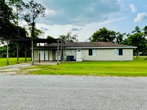 105 Cornelia St, Sweeny, TX 77480 photo 1
