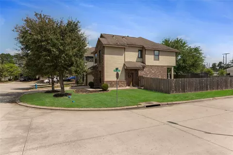 Exterior - 702 Aulia Ln, Spring, TX 77386 photo 4 of 8