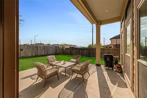 Exterior - 702 Aulia Ln, Spring, TX 77386 photo 7 of 8