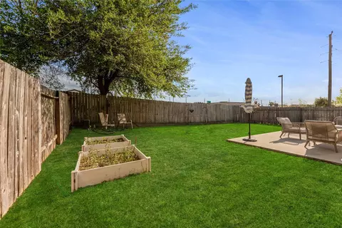 Exterior - 702 Aulia Ln, Spring, TX 77386 photo 5 of 8