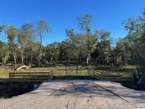 10186 County Road 400, Brazoria, TX 77422