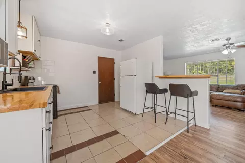 Kitchen - 6470 Fm 356, Trinity, TX 75862 photo 2 of 3