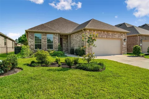 Exterior - 516 Nokota Dr, Spring, TX 77382 photo 3 of 5