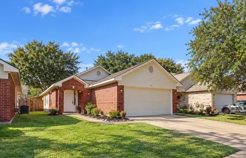 7323 Parkland Manor Dr, Cypress, TX 77433