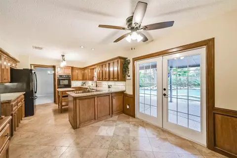 Kitchen - 17815 Routhland Dr, Spring, TX 77379 photo 7 of 7