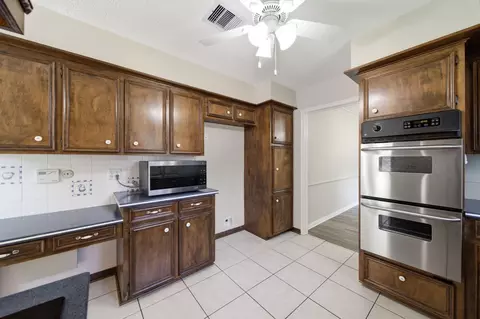 Kitchen - 626 Magic Oaks Dr, Spring, TX 77388 photo 2 of 4