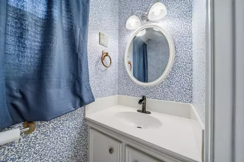 Bath - 626 Magic Oaks Dr, Spring, TX 77388 photo 6 of 6