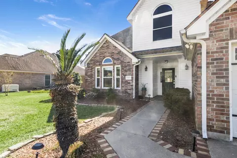 Exterior - 6465 Tahoe Dr, Beaumont, TX 77708 photo 4 of 5