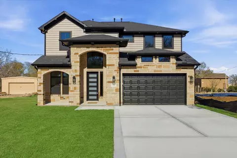 741 S Carroll St, La Porte, TX 77571