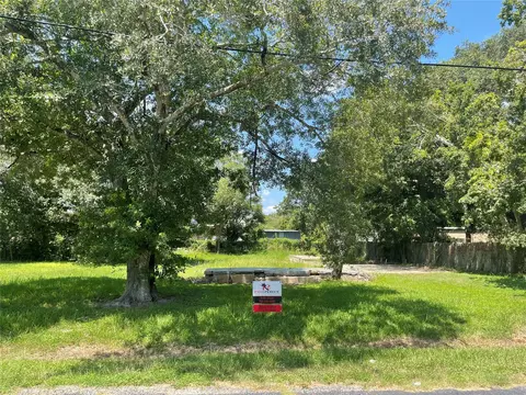405 S Cameron St, Victoria, TX 77901