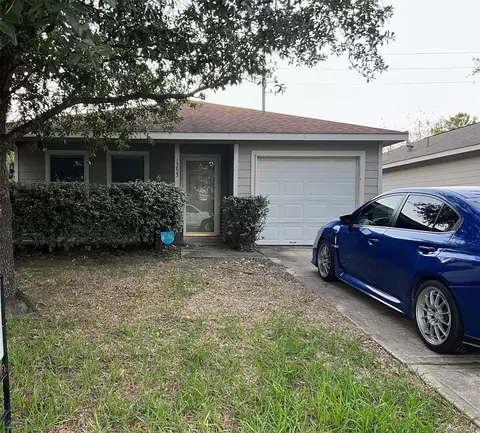 15823 Regal Trace Ln, Houston, TX 77073