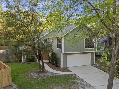 9 Lilium Ct, The Woodlands, TX 77380