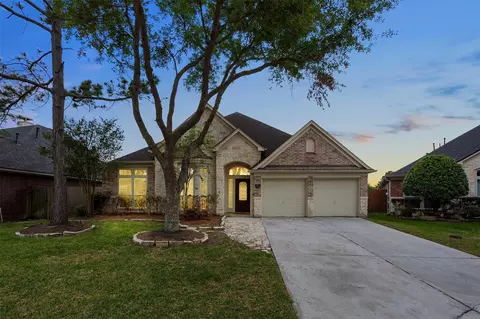 6111 Windsor Chase Ln, League City, TX 77573