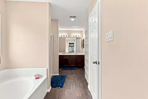 Entry Way - 1000 Arbor Way, Conroe, TX 77303 photo 5 of 8
