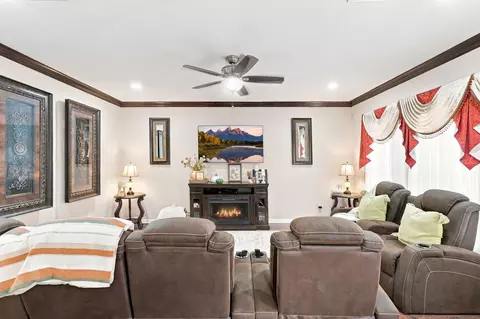 Living - 1000 Arbor Way, Conroe, TX 77303 photo 2 of 3