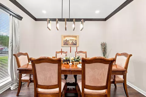 Dining - 1000 Arbor Way, Conroe, TX 77303 photo 1 of 7