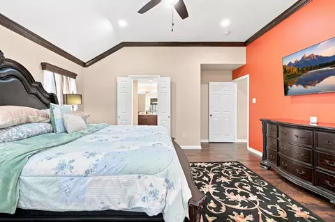 Bedroom - 1000 Arbor Way, Conroe, TX 77303 photo 4 of 8