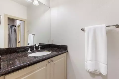 Bath - 27310 Tropper Hill Ln, Spring, TX 77386 photo 5 of 7