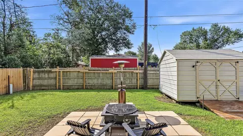 Exterior - 3304 Judythe Ct, Bryan, TX 77803 photo 2 of 3
