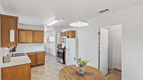 Kitchen - 3304 Judythe Ct, Bryan, TX 77803 photo 2 of 7