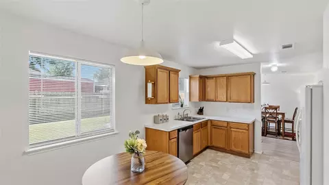 Kitchen - 3304 Judythe Ct, Bryan, TX 77803 photo 7 of 7