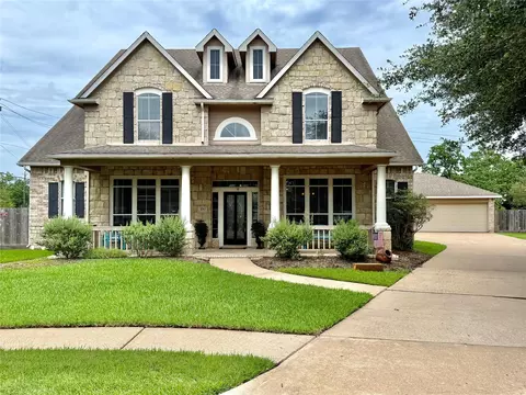 3757 Coral Reef Dr, Seabrook, TX 77586