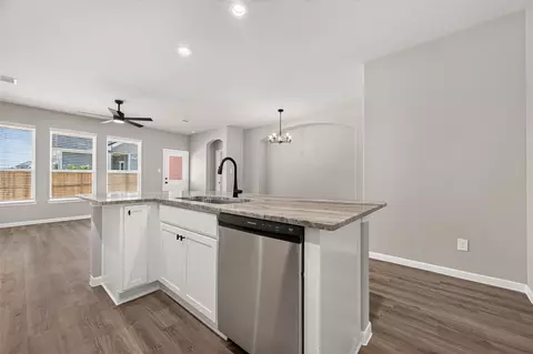 Other - 1411 Terry Roberts Dr, Angleton, TX 77515 photo 5 of 8
