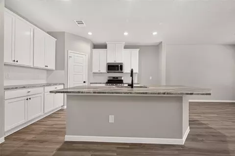 Kitchen - 1411 Terry Roberts Dr, Angleton, TX 77515 photo 2 of 4