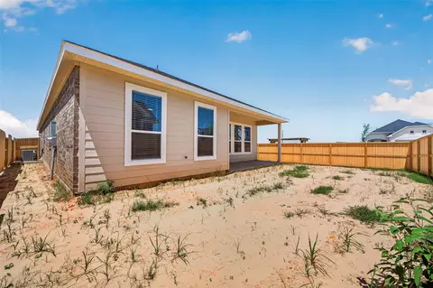 Exterior - 1411 Terry Roberts Dr, Angleton, TX 77515 photo 7 of 7