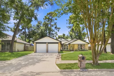 13030 Ellesmere Dr, Houston, TX 77015