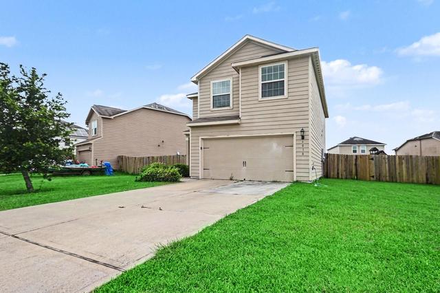6038 Coral Cove Rd, Cove, TX 77523