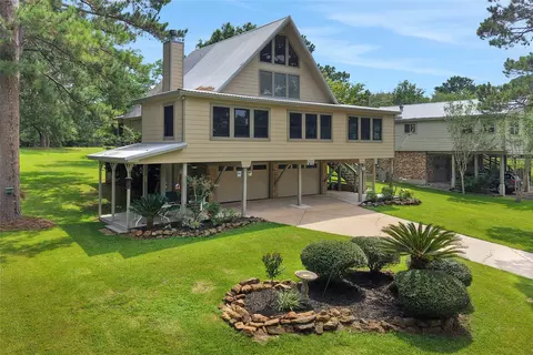 780 Hickory Ridge Dr, Coldspring, TX 77331