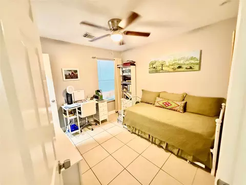 Bedroom - 22843 Twisting Pine Dr, Spring, TX 77373 photo 4 of 4