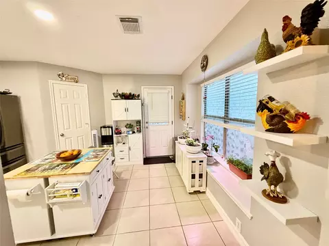 Kitchen - 22843 Twisting Pine Dr, Spring, TX 77373 photo 2 of 4