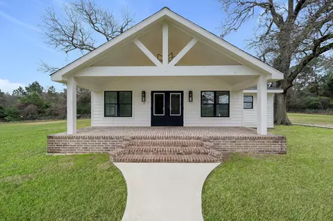 17819 Mail Route Rd, Montgomery, TX 77316