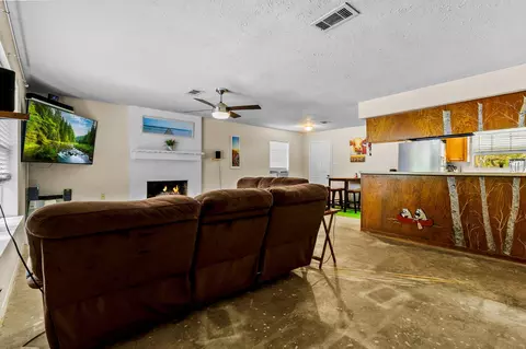 Living - 163 Westwood Dr E, Trinity, TX 75862 photo 2 of 3