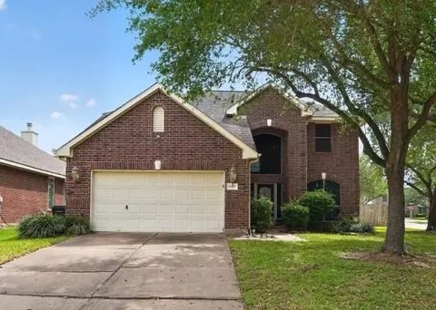 11527 Whittier Bridge Ln, Sugar Land, TX 77498