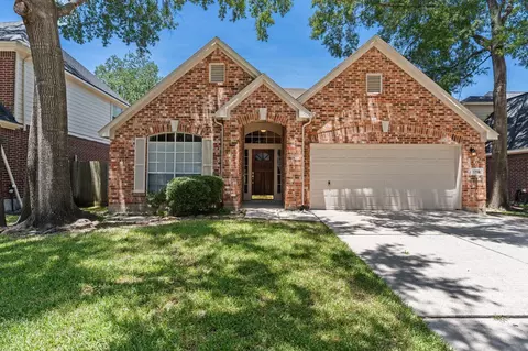 1719 Sandy Trail Ct, Houston, TX 77339