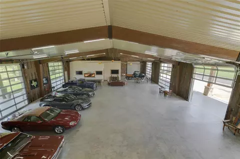 Exterior - 21729 Fm 1887 Rd, Hempstead, TX 77445 photo 9 of 9
