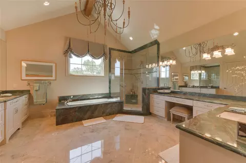 Bath - 21729 Fm 1887 Rd, Hempstead, TX 77445 photo 2 of 2
