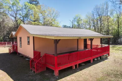 Exterior - 691 Willow Dr, Shepherd, TX 77371 photo 1 of 4
