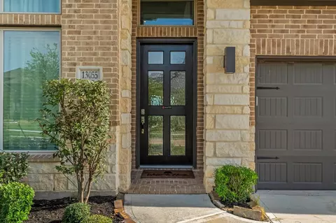 Entry Way - 13055 Soaring Forest Dr, Conroe, TX 77302 photo 1 of 6