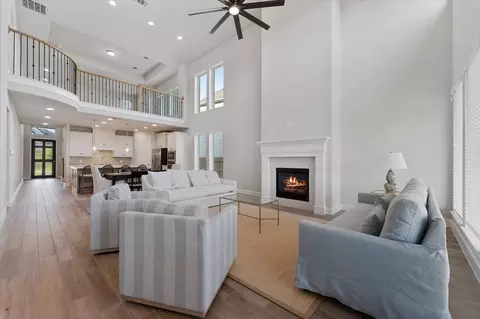 Living - 13055 Soaring Forest Dr, Conroe, TX 77302 photo 2 of 3