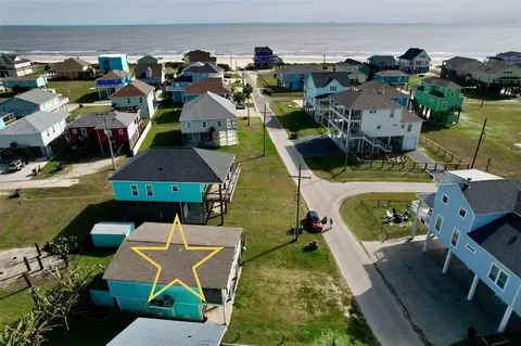 834 Eastview, Crystal Beach, TX 77650