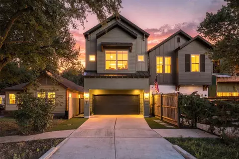1137 Alexander St, Houston, TX 77008
