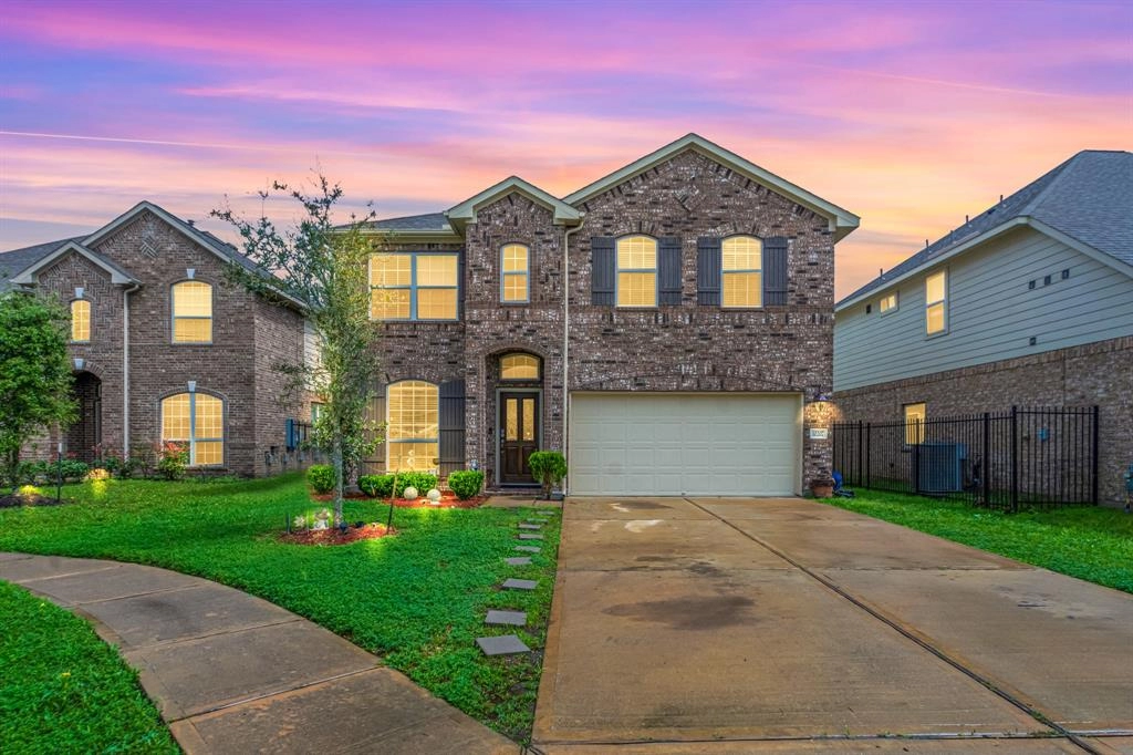 10207 Humphreys Grn Dr  