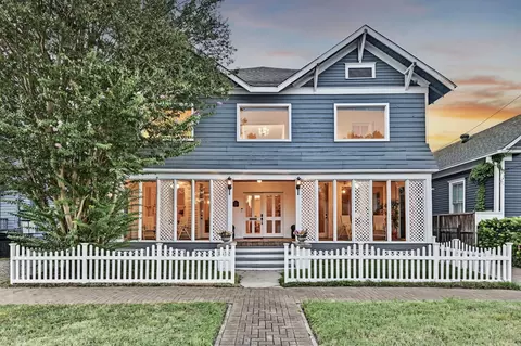 1812 Kane St, Houston, TX 77007