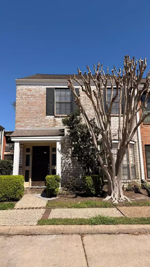 712 Augusta Dr #712, Houston, TX 77057